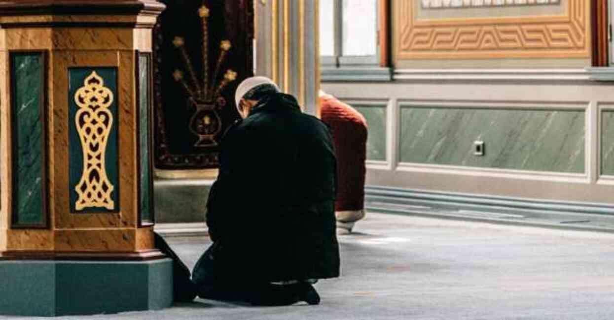 CUMA MESAJLARI | Anlamlı, kısa, ayetli, dualı ve hadisli cuma mesajları ve sözleri CUMA MESAJLARI | Anlamlı, kısa, ayetli, dualı ve hadisli cuma mesajları ve sözleri