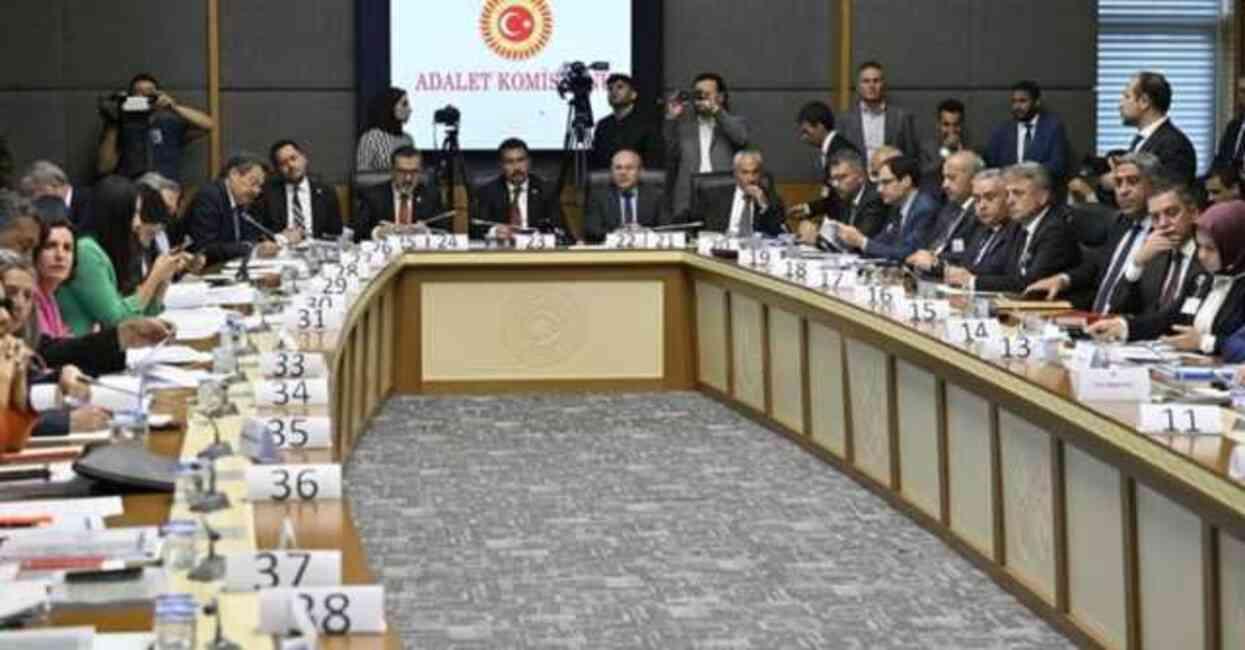 Kadınlar evlendikten sonra bekarlık soyadını kullanabilecek mi?