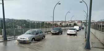 Karabük'te sağanak hayatı olumsuz etkiledi