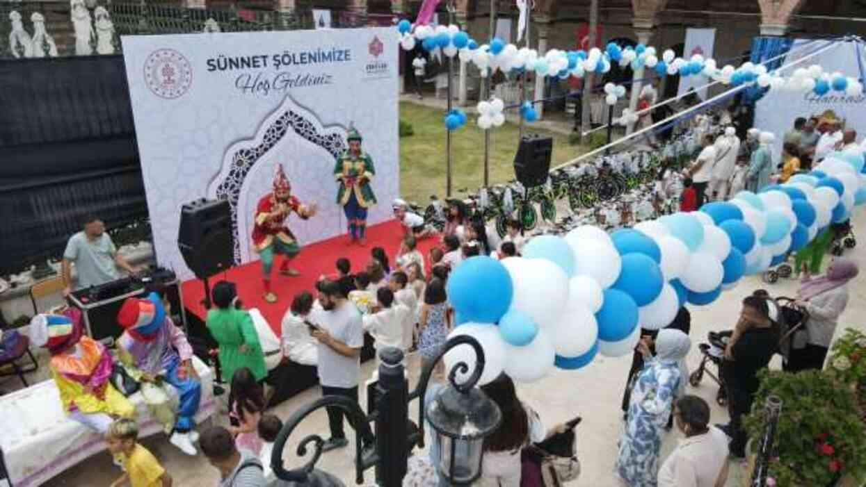 Vakıflardan TOGG'lu Sünnet Şöleni: Yerli Otomobille Renkli Konvoy