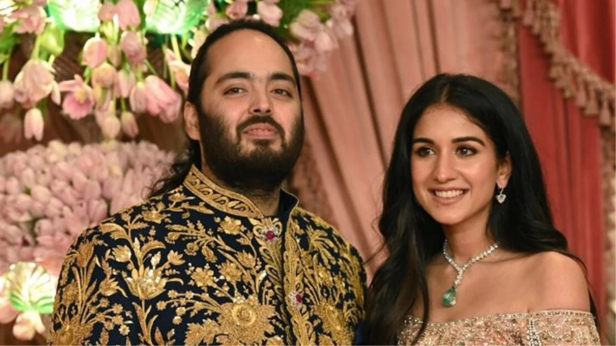 Asya kıtasının en zengin adamı Hintli milyarder Anant Ambani, oğlunu 600 milyon dolarlık bir düğünle evlendirdi