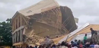 Nijerya'da Okul Binası Çöktü: 22 Ölü, 132 Yaralı