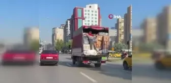 Bursa'da trafikte tehlikeli taşımacılık kamerada