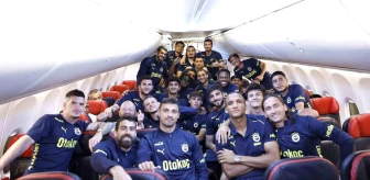 Fenerbahçe, Cengiz Ünder'in doğum gününü uçakta kutladı