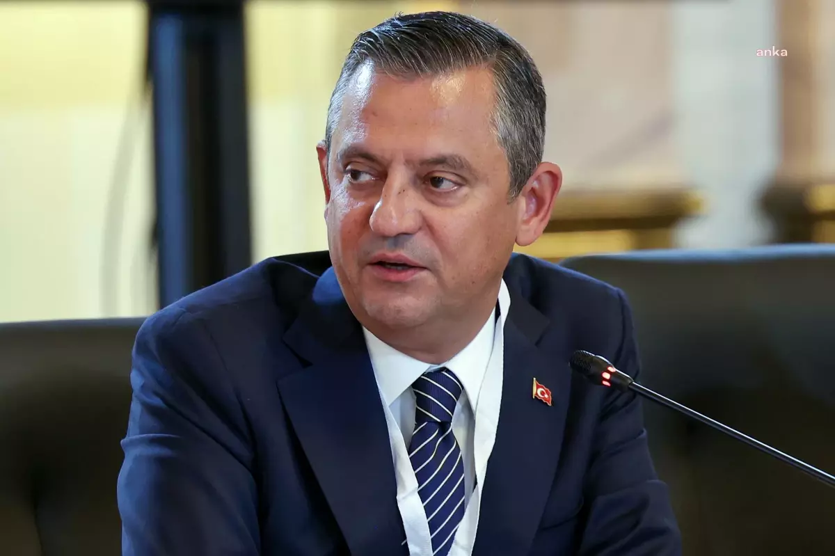 CHP Genel Başkanı Özgür Özel, Donald Trump'a yönelik suikast girişimini kınadı