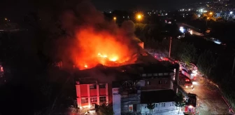Sakarya'da bir fabrikada çıkan yangın kontrol altına alındı