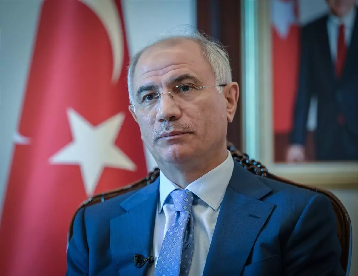 Dönemin İçişleri Bakanı Efkan Ala: "Gerekirse TRT binasını yıkın" diye talimat verdim