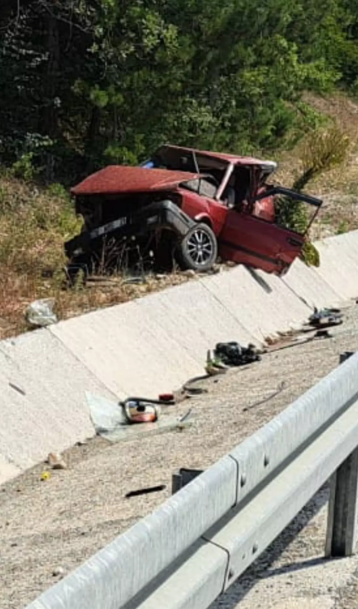 Bolu'da Otomobil Kazası: Bir Ölü, Bir Yaralı