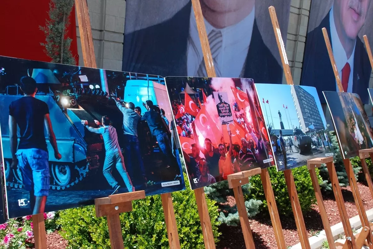 Eskişehir'de 15 Temmuz Demokrasi ve Milli Birlik Günü Sergisi Açıldı