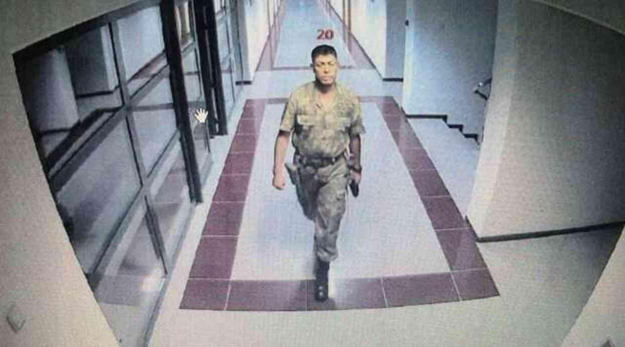 Ömer Halisdemir kimdir? Ömer Halisdemir 15 Temmuz gecesi ne yaptı?