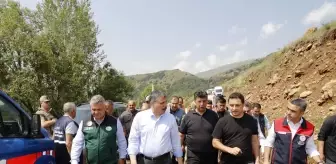 Erzurum Valisi Mustafa Çiftçi, sel felaketinin vurduğu Pasinler ilçesinde incelemelerde bulundu