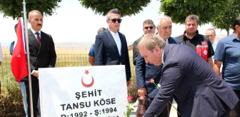 Erzincan Valisi Hamza Aydoğdu Şehit Mezarlıklarını Ziyaret Etti