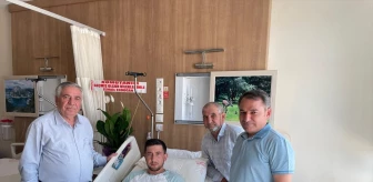 Vezirköprü Ziraat Odası Başkanı Arslan Kaya, yaralanan Uzman Çavuş Ali Balcı'yı hastanede ziyaret etti