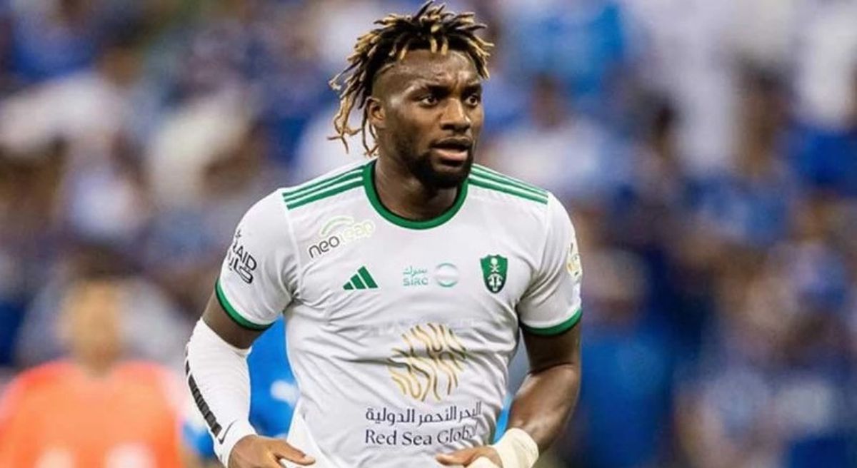 Allan Saint-Maximin kiralık mı, satın alma opsiyonu var mı? Fenerbahçe Allan Saint-Maximin bonservisini aldı mı, kiralık mı?