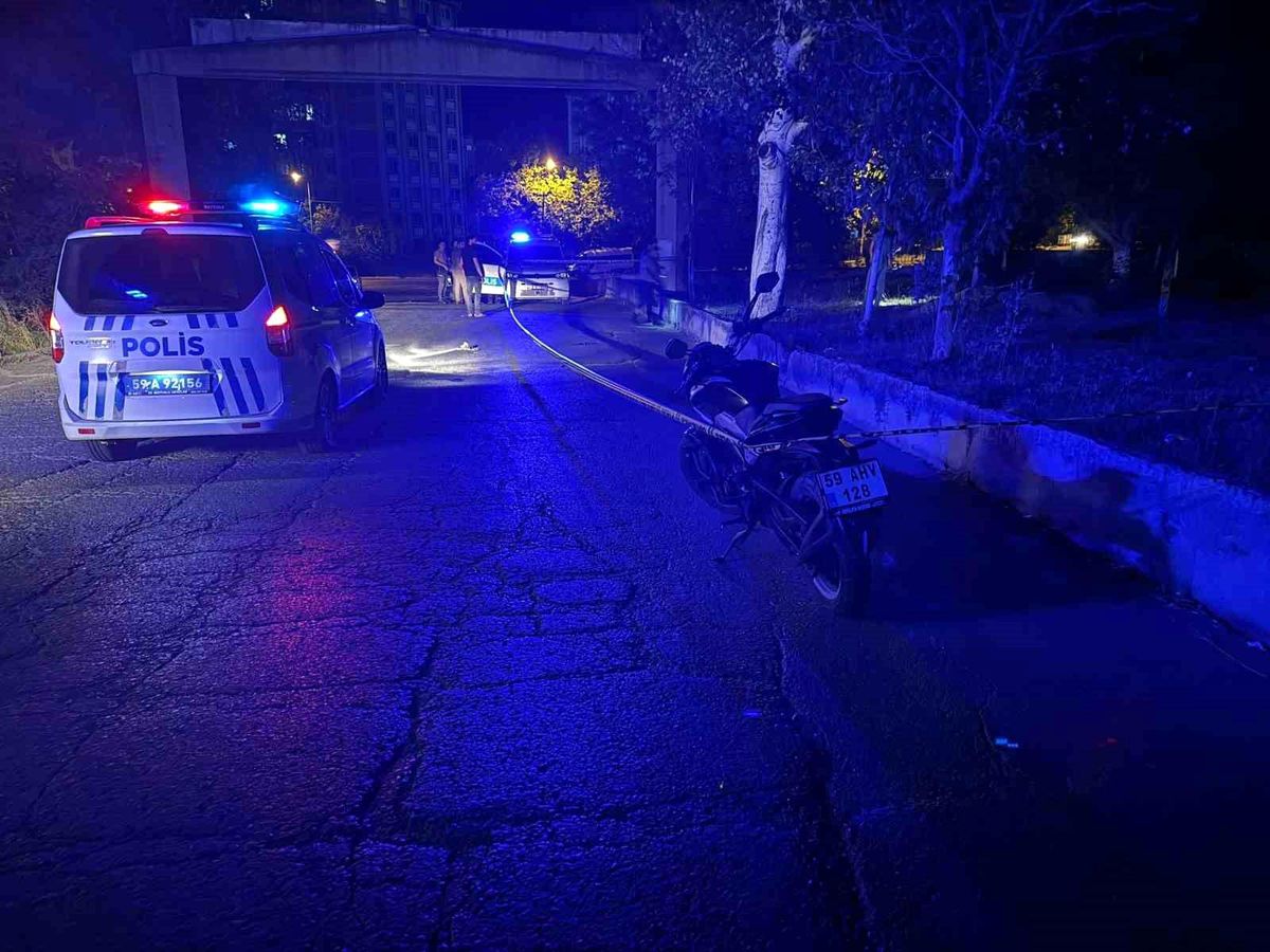 Tekirdağ Kapaklı'da Hastane Önünde Silahlı Çatışma: 2 Şahıs Yakalandı