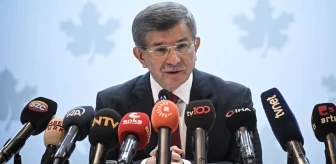 Ahmet Davutoğlu: Devlet içinde ciddi bir tehlikenin var olduğunu görüyorum
