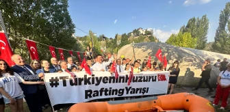 Sanayi ve Teknoloji Bakanı Mehmet Fatih Kacır, Türkiye'nin Huzuru Rafting Yarışı'nın Start Düdüğünü Çaldı