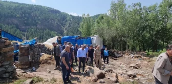 Erzurum'da Sel Felaketi: Evler Yıkıldı, Araçlar Zarar Gördü