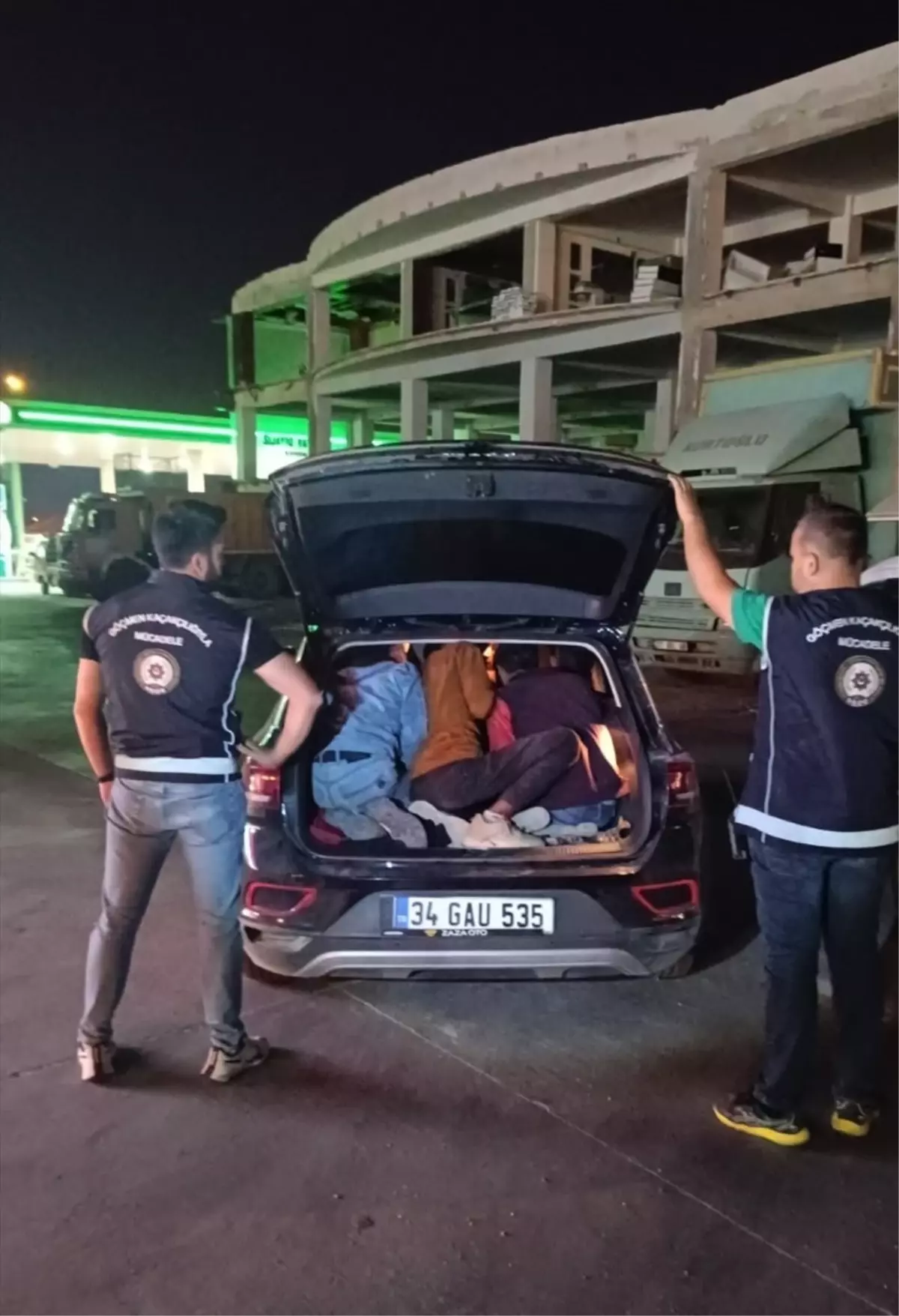 Hatay'da 8 yabancı uyruklu yakalandı, 1 şüpheli tutuklandı