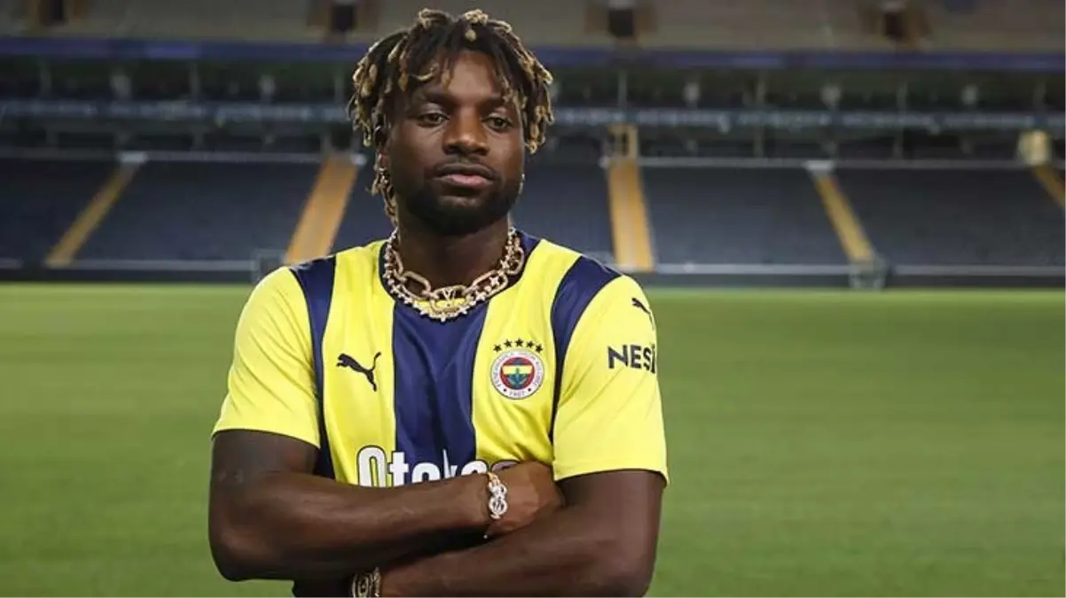 İlk günden tartışmalara dahil oldu! Allan Saint-Maximin'den Galatasaray ve Trabzonspor taraftarlarına bomba yanıt