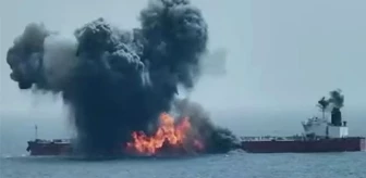 Kızıldeniz'de Husi saldırısına uğrayan petrol tankerinde büyük patlama meydana geldi