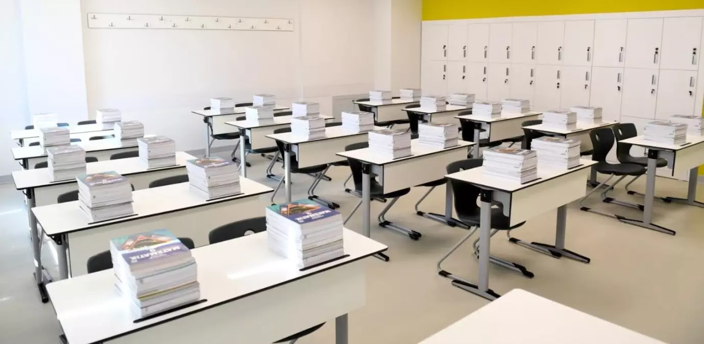 Özel okullar velilerden fahiş kitap ücreti talep ediyor