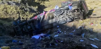 Peru'da yolcu otobüsü 200 metrelik uçuruma yuvarlandı: 29 ölü, 20 yaralı
