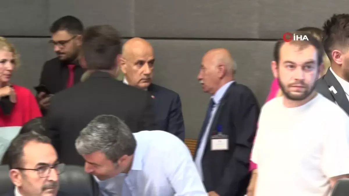 TBMM Tarım, Orman ve Köyişleri Komisyonu sokak hayvanları ile ilgili kanun teklifi için toplandı