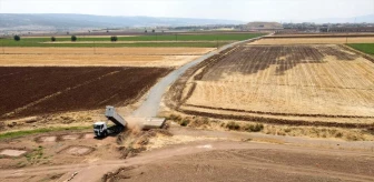 Gaziantep Araban'da arazi yolları onarılıyor