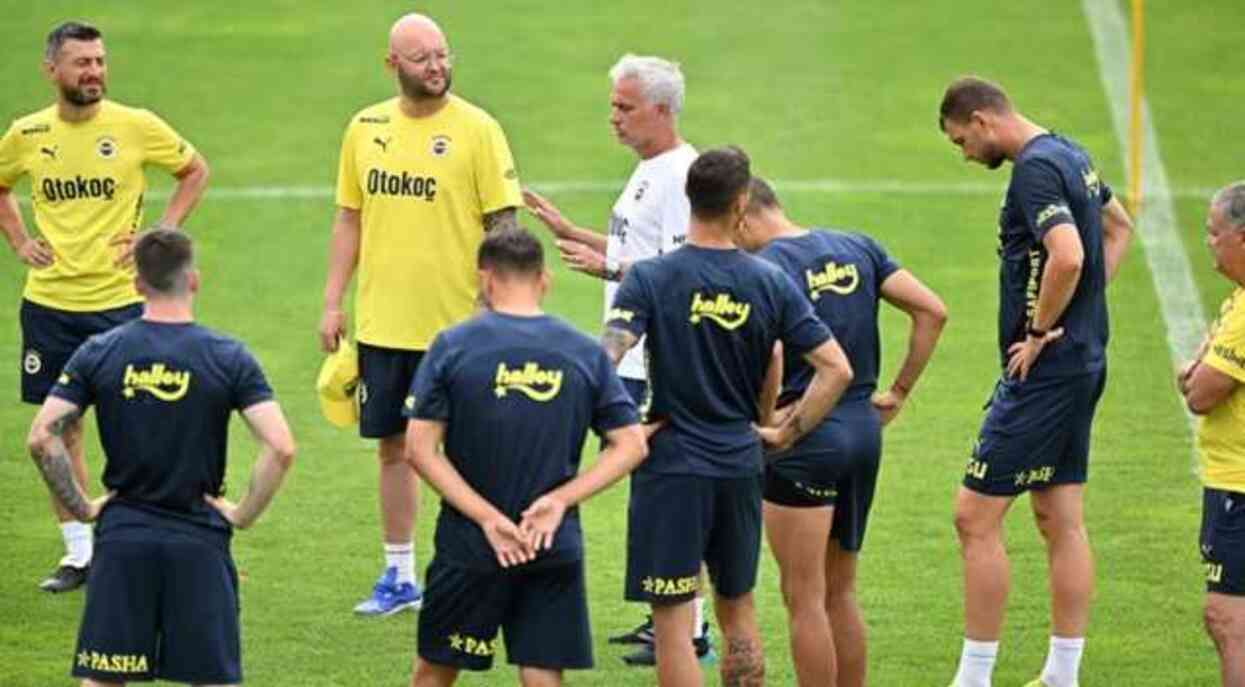 Fenerbahçe Hull City maçı ilk 11'i! Fenerbahçe'nin Hull City maçı 11'i belli oldu mu, ilk 11'de kimler var?