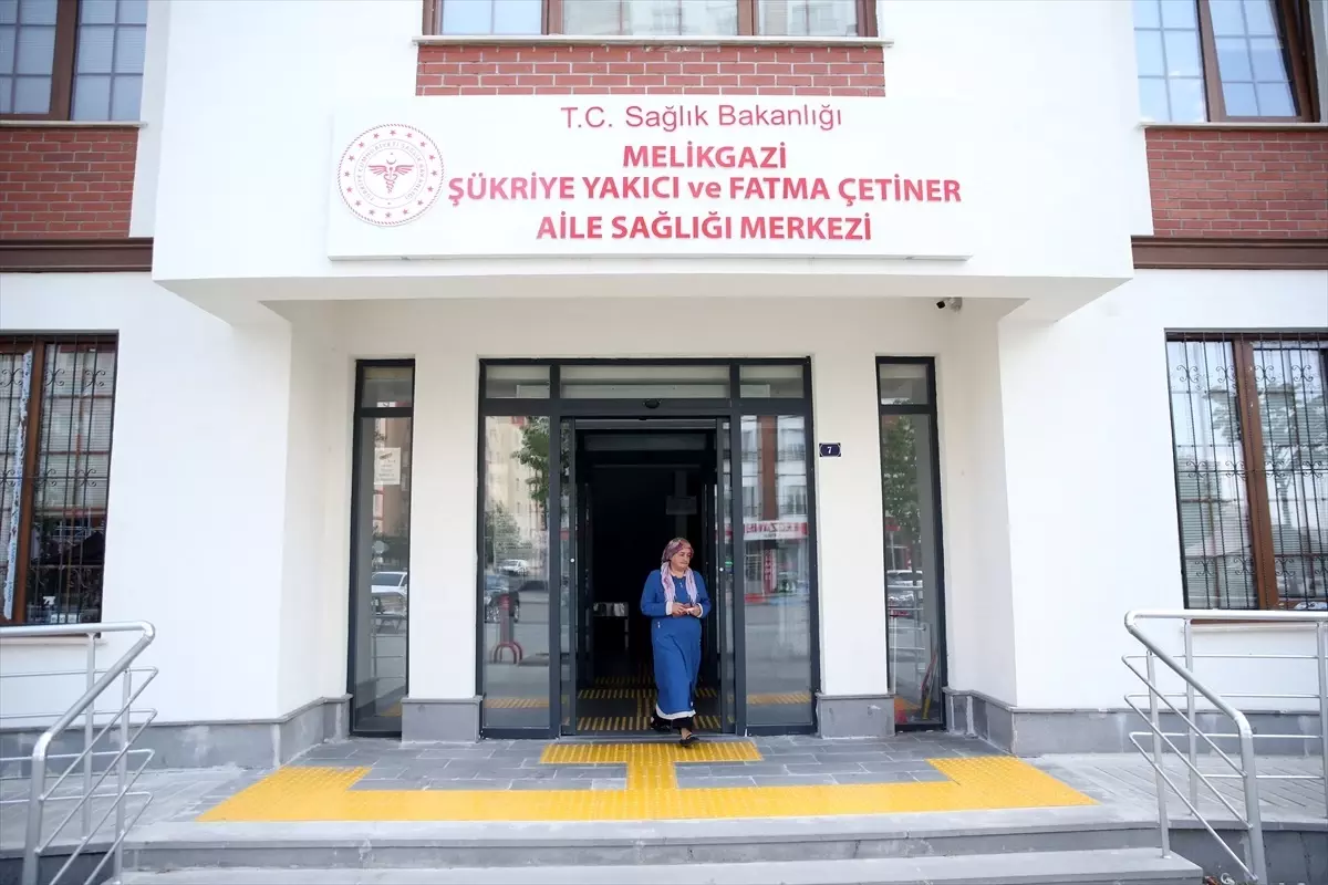 Kayseri'de Hayırseverlerin Destekleriyle 63 Aile Sağlığı Merkezi Yapıldı