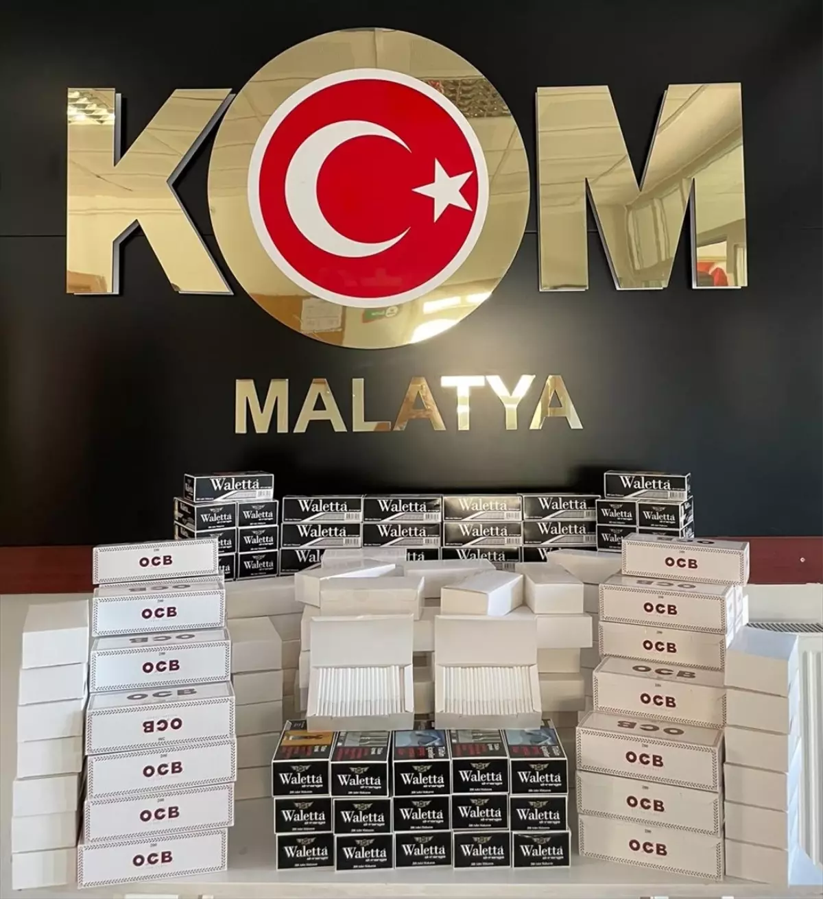 Malatya'da 74 Bin 400 Makaron Ele Geçirildi, 2 Şüpheli Gözaltına Alındı