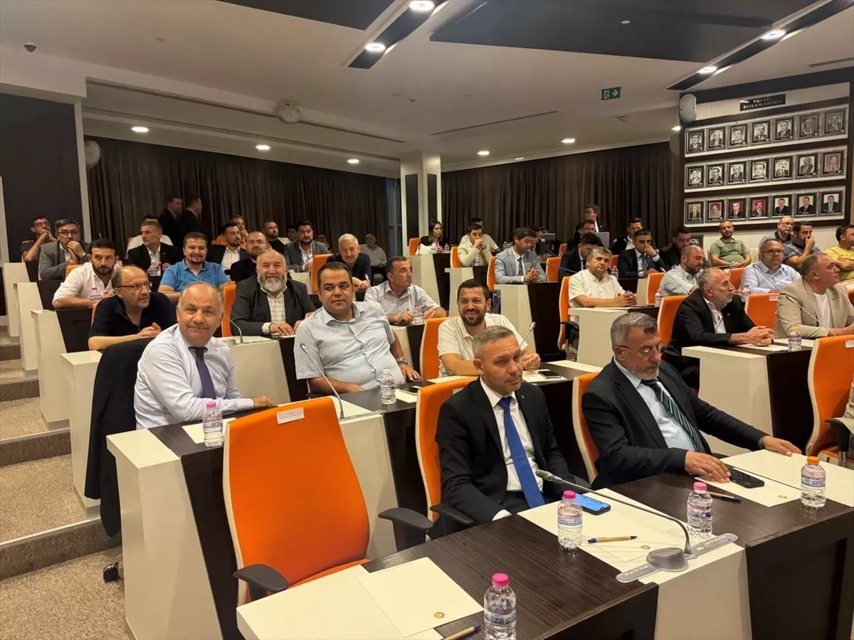 TOBB Başkanı Rifat Hisarcıklıoğlu Afyonkarahisar'da Oda ve Borsa Meclis Üyeleriyle Buluştu