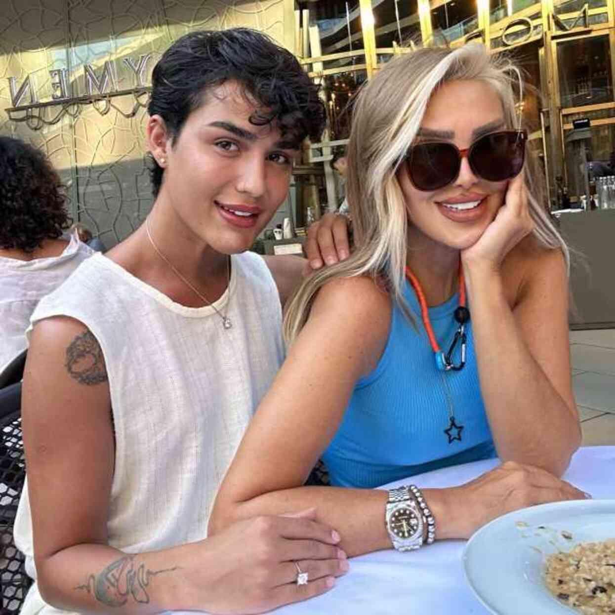 Bülent Ersoy, Dünya Güzellerim Tatilde programından ayrıldı mı? Bülent Ersoy programdan neden ayrıldı? Bülent Ersoy, Dünya Güzellerim Tatilde programından ayrıldı mı? Bülent Ersoy programdan neden ayrıldı?