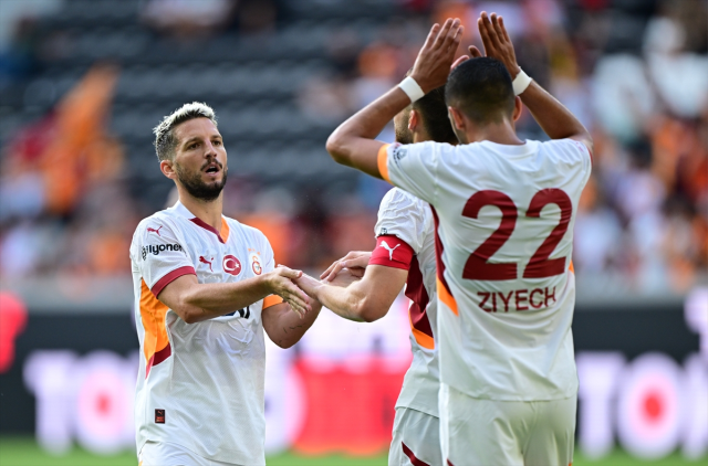 Galatasaray Trencin maçı kaç kaç bitti? Galatasaray- Trencin hazırlık maçından kareler