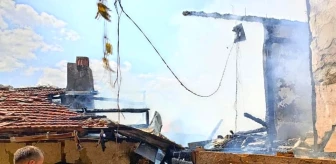Çankırı'da Köyde Çıkan Yangınlarda 6 Ev Kullanılamaz Hale Geldi