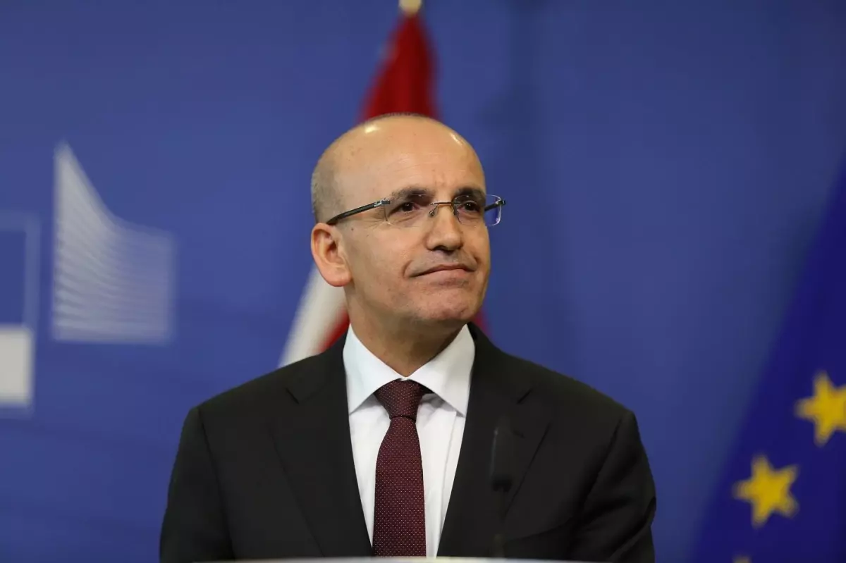 Bakan Şimşek'ten Moody's açıklaması: Kurala dayalı politikalarımızı uygulamaya devam edeceğiz