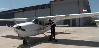 Çocukluk hayali pilotluk mesleğini yapmak için Tıp Fakültesini bıraktı