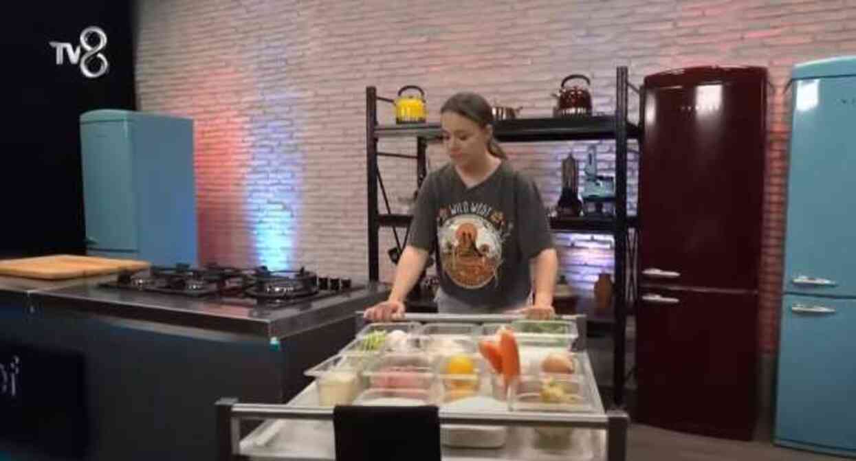 Masterchef Yudum kimdir, kaç yaşında? Yudum Kıvanç Kaya kim, yaşı, aslen nereli, evli mi? Masterchef Yudum kimdir, kaç yaşında? Yudum Kıvanç Kaya kim, yaşı, aslen nereli, evli mi?