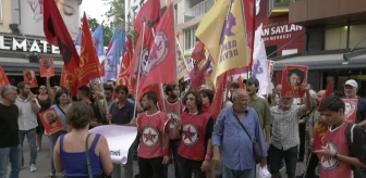 Suruç'taki İşid Saldırısında Yaşamını Yitiren 33 Kişi İzmir'de Anıldı