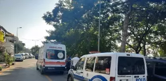 Gölcük'te Denizde Boğulma Tehlikesi Geçiren Kişi Hastaneye Kaldırıldı