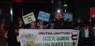 Muş'ta Peygamber Sevdalıları Vakfı Filistin'e Destek Yürüyüşü Düzenledi