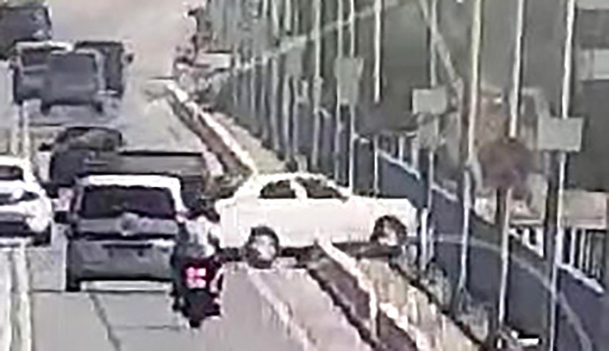 Adana'da Otomobilin Köprüden Baraj Gölüne Düşmesi Sonucu 4 Kişi Hayatını Kaybetti