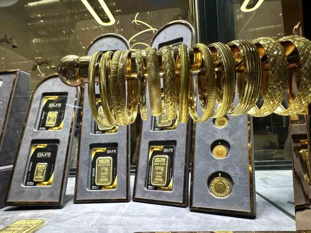 Gram Altın Yeni Haftaya Düşüşle Başladı