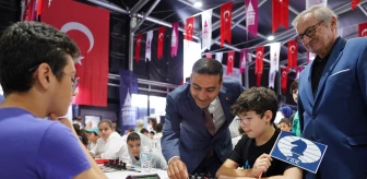 Beyoğlu Belediyesi Satranç Turnuvası Ödülleri Sahiplerini Buldu