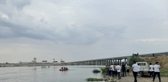 Edirne'de Meriç Nehri'ne giren 3 gençten 2'si hayatını kaybetti