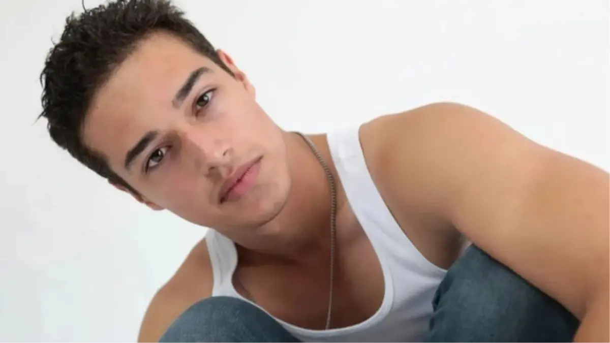 Kaan Miraç Sezen kimdir? Kaan Miraç Sezen kaç yaşında, nereli? Kaan Miraç Sezen hangi dizilerde oynadı?