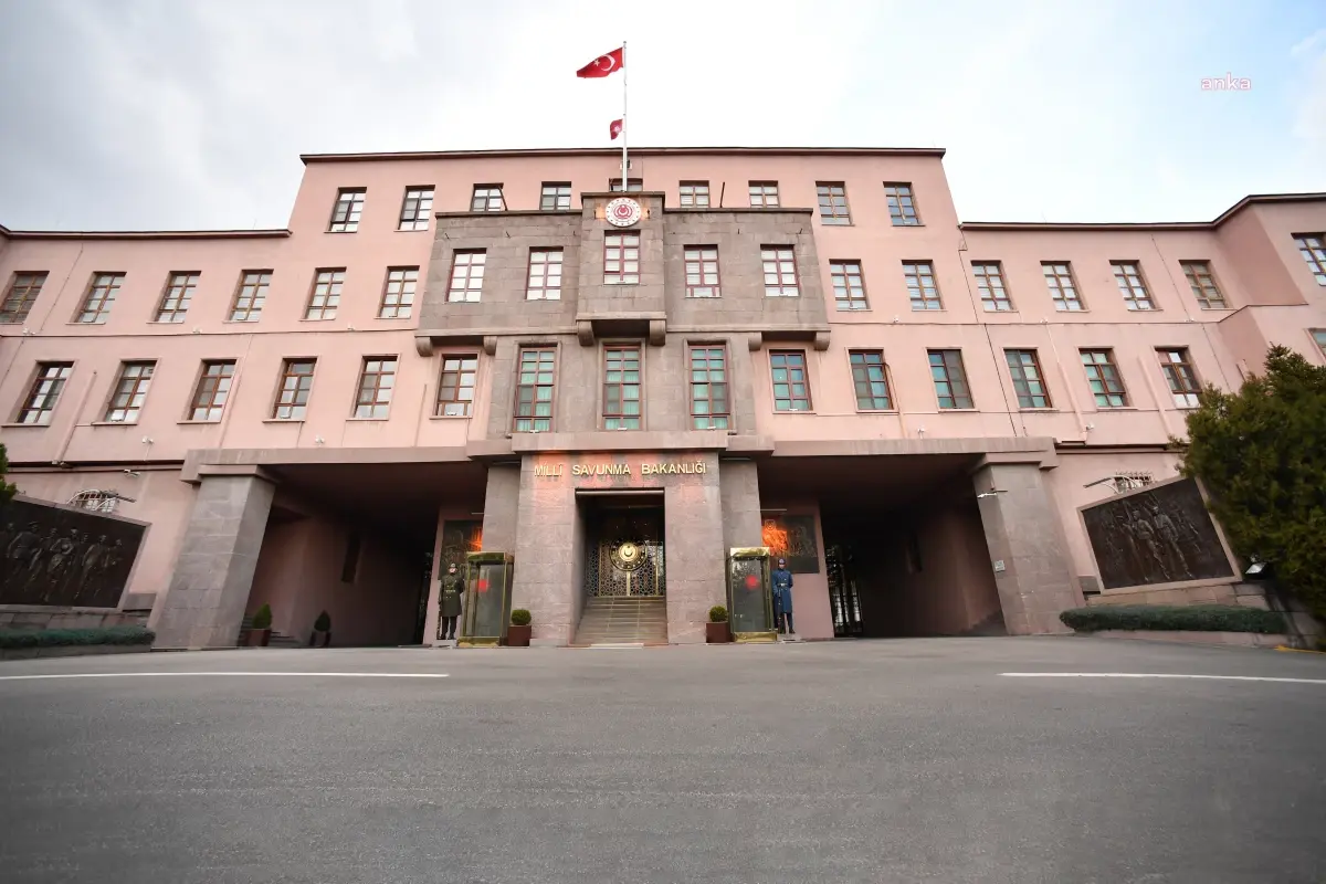 MSB, Yunanistan ve İran'a geçmeye çalışan teröristleri yakaladı