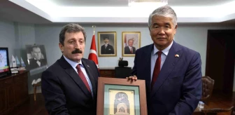 TÜRKSOY Genel Sekreteri Sultan Raev, Samsun'da uluslararası faaliyetler yapmak istediklerini söyledi