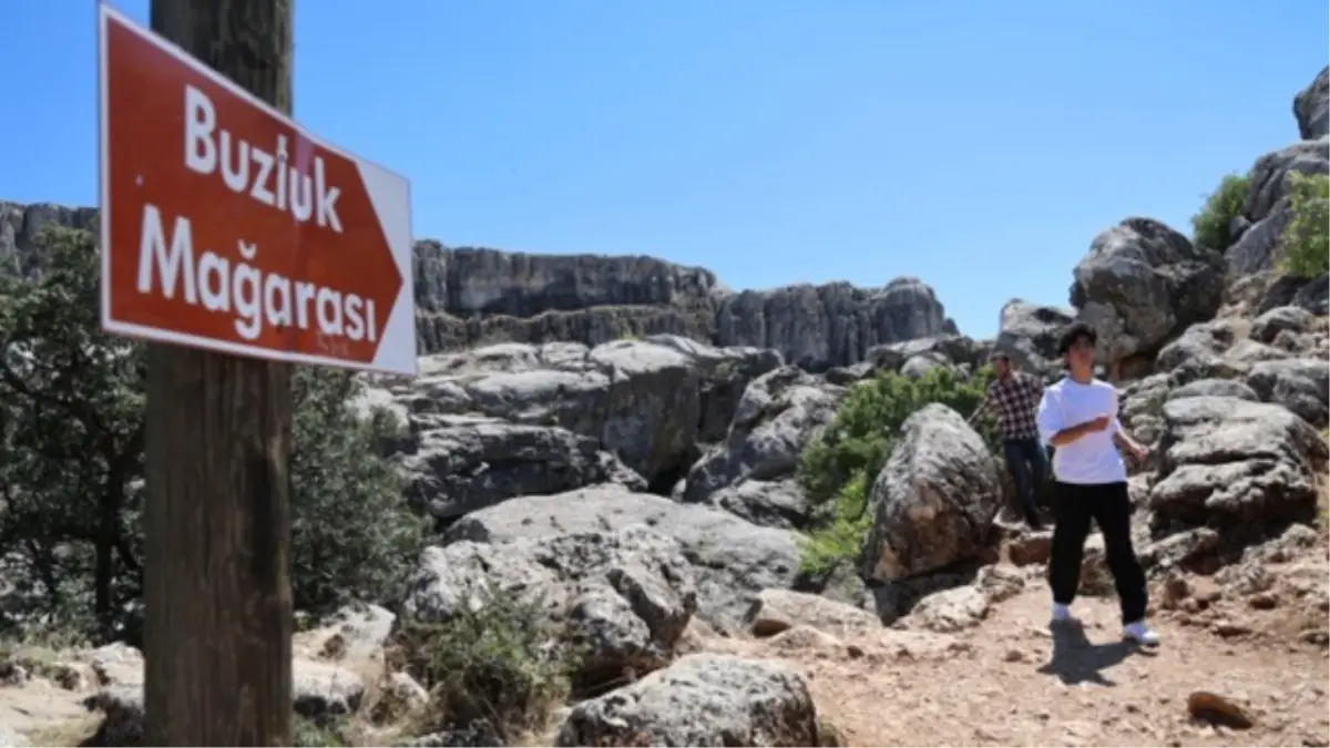 Buzluk mağarası nerede, nasıl gidilir? Buzluk mağarası neden soğuk?